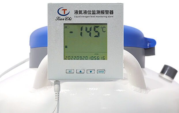 給大口徑液氮生物容器配備的報警器靈敏嗎？